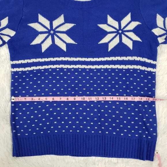 POL blue winter holiday sweater size large - Picture 12 of 12